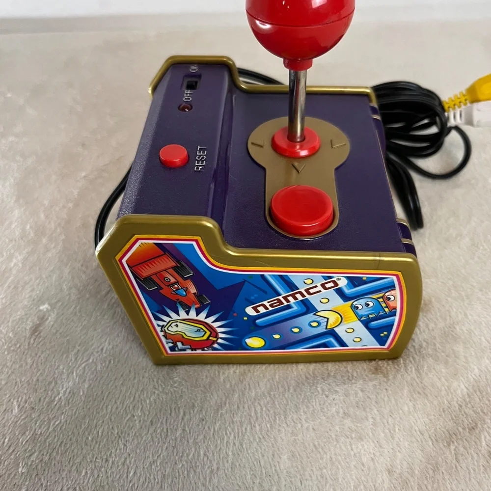 Jakks Pacific Namco Classics 5-in-1 TV Games Plug N Play Joystick 2003 Pac Man